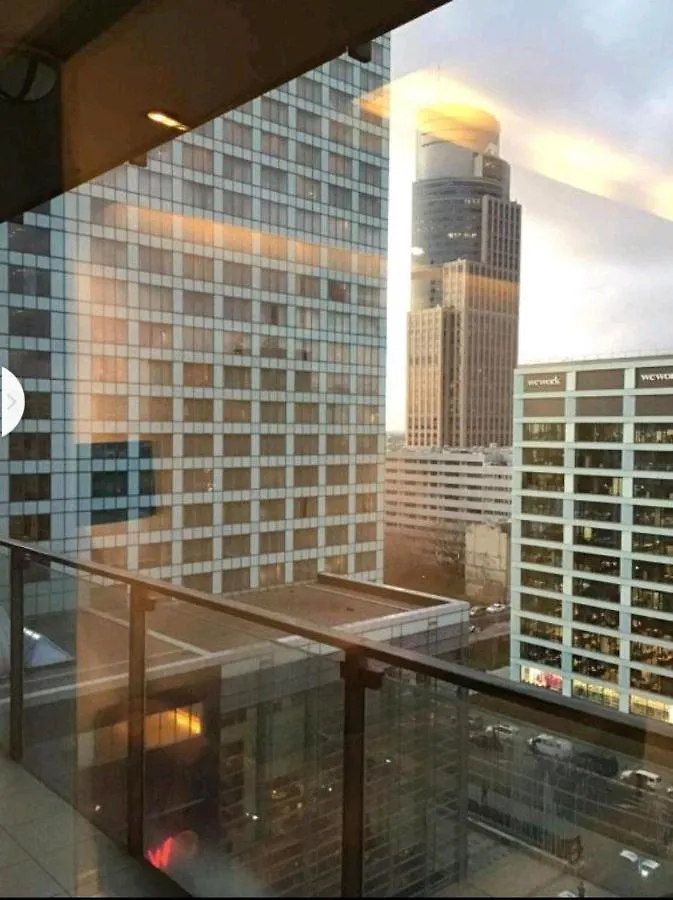 アパートホテル Platinum Towers By Cityapartmentsparking ワルシャワ ポーランド